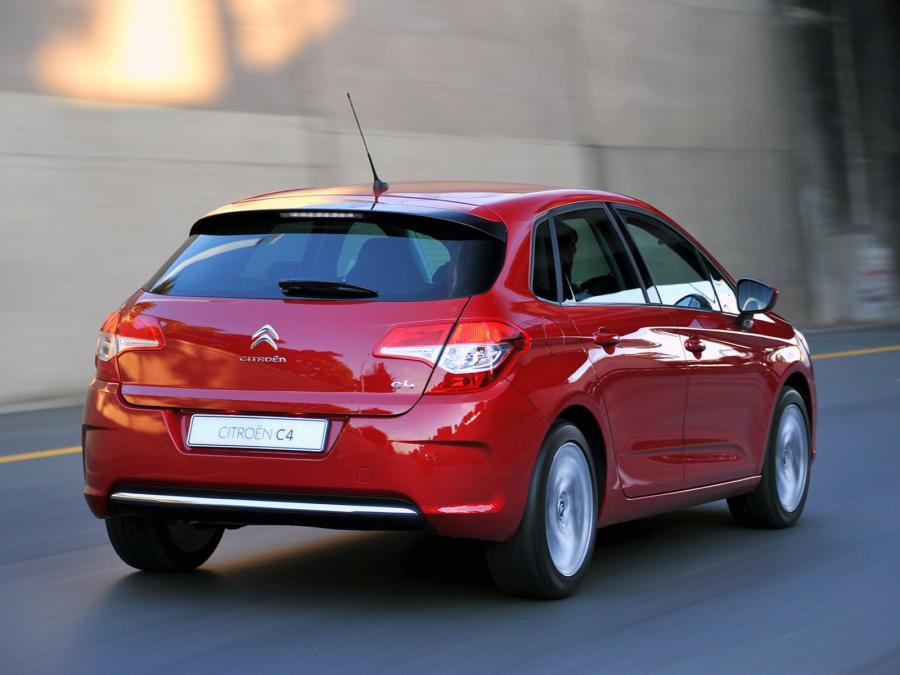  Citroen C4 2011 года  (ZA) (фото 7 из 16)